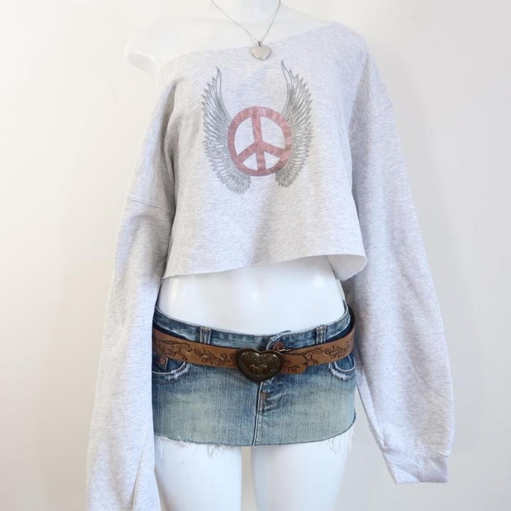 y2k off shoulder cropped sweatshirt grey peace wings graphic size S